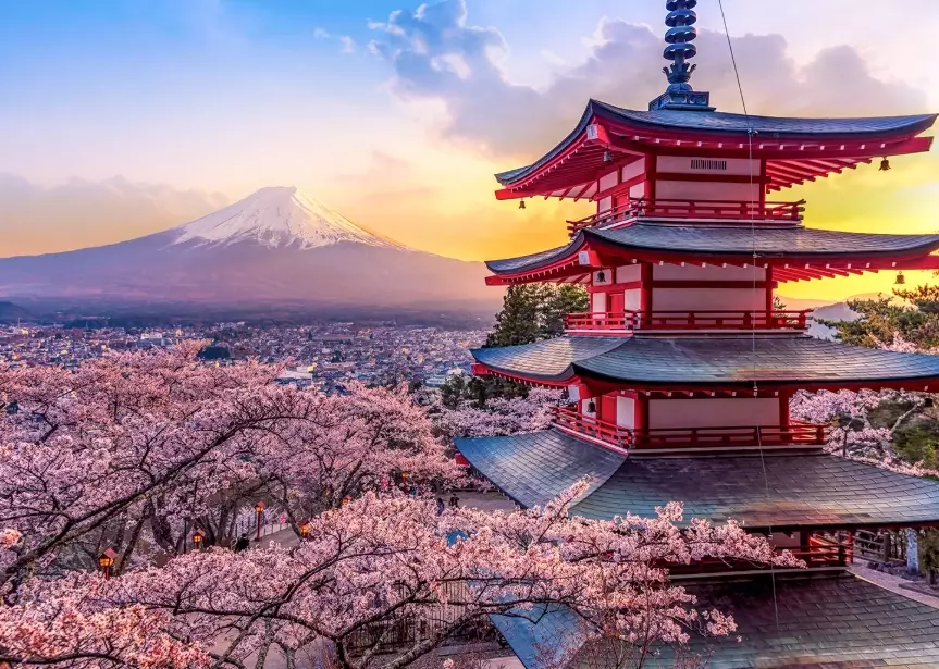 best time to visit Japan