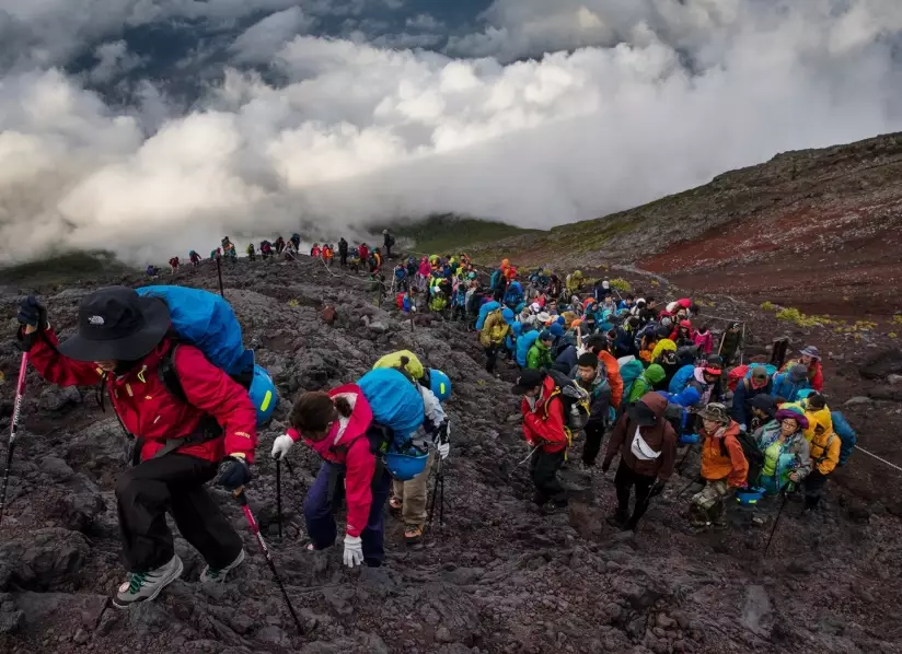 Mount Fuji climbing guide