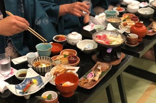 Japan travel manners