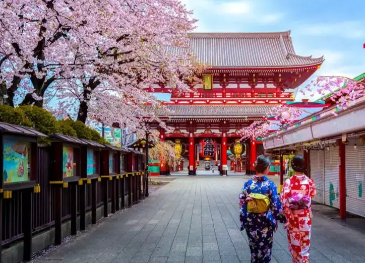 cheapest time to visit Japan