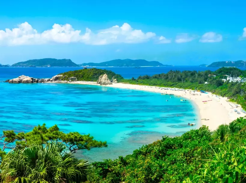 Okinawa main island beaches