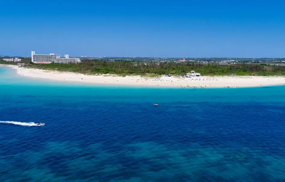 Okinawa main island beaches