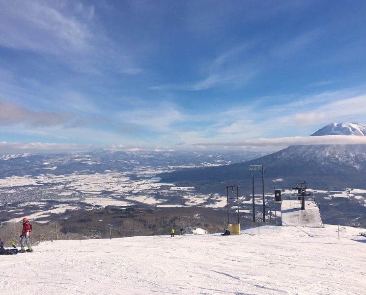 best powder snow Japan