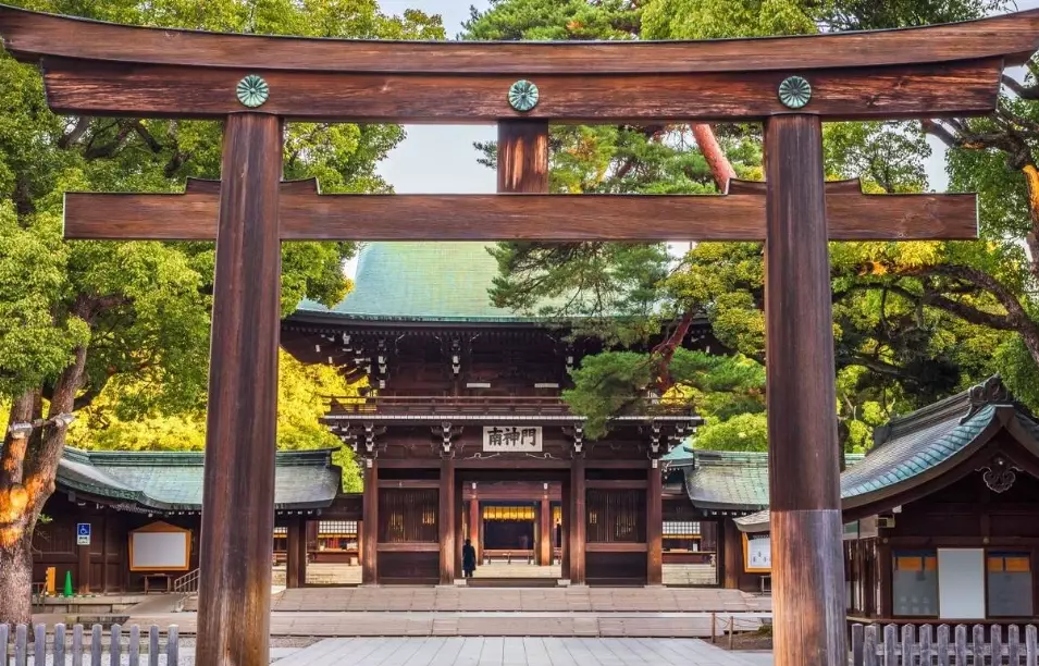 Japan itinerary on a budget