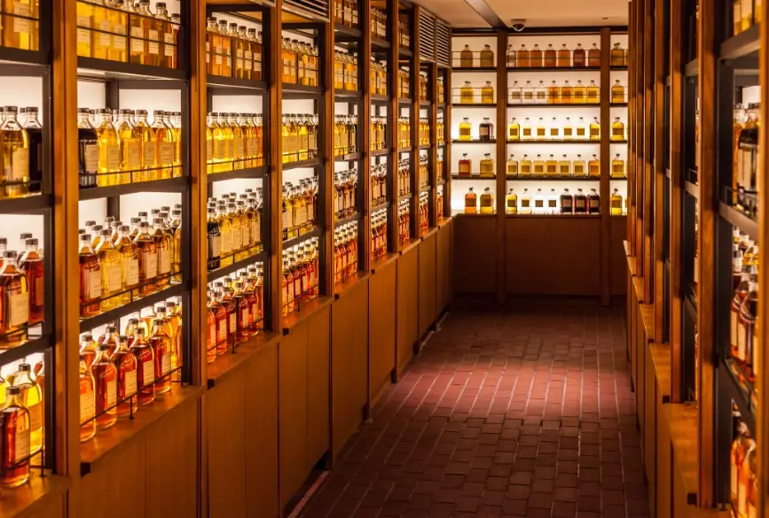 best whiskey tours Japan