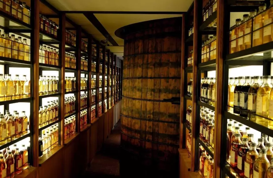 Japanese whiskey distillery tours