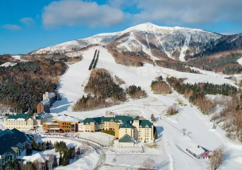 best ski in ski out with hot springs