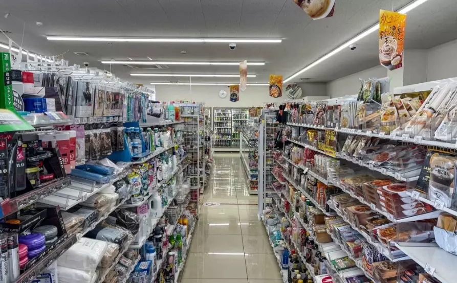 konbini convenience store