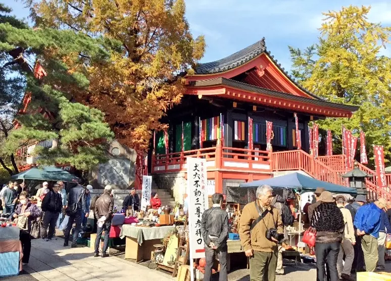 Tokyo flea market season Tokyo flea market season