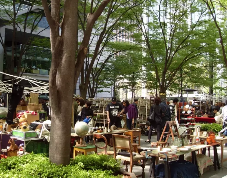 Tokyo flea markets