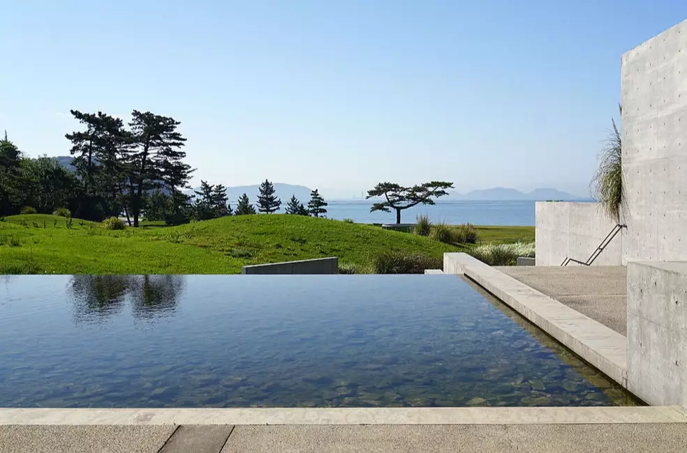 Naoshima day trip from Osaka Naoshima day trip from Osaka