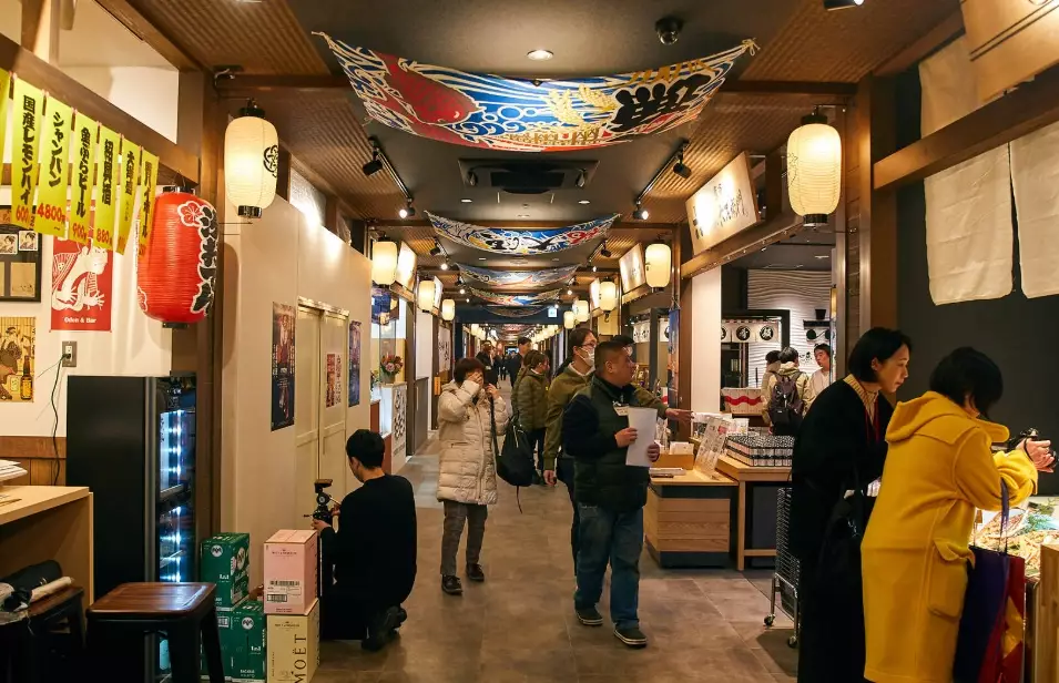 Toyosu Market vs Tsukiji