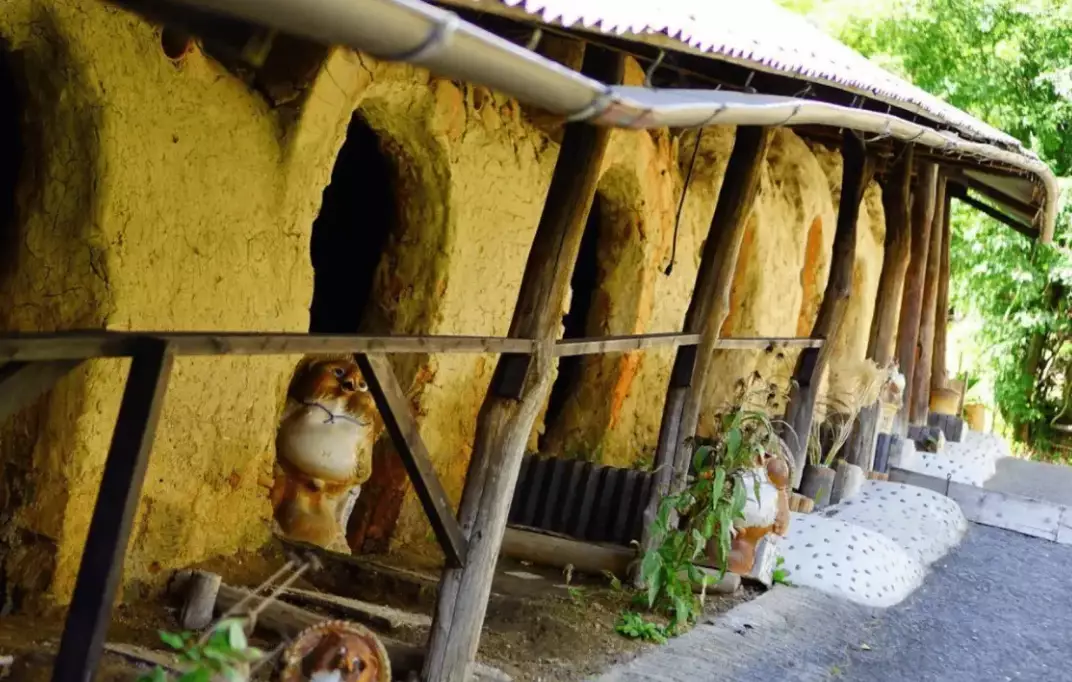 Japanese pottery village tour price
