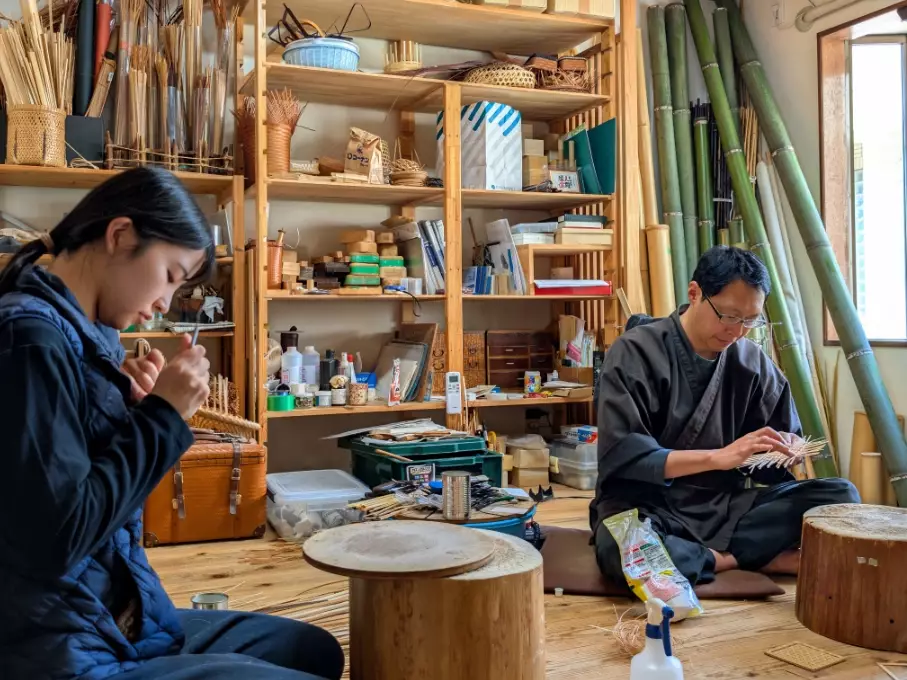Best traditional craft workshops kyoto
