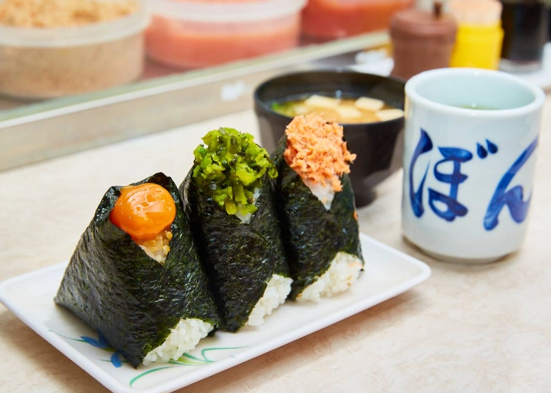 Tokyo sushi on a budget